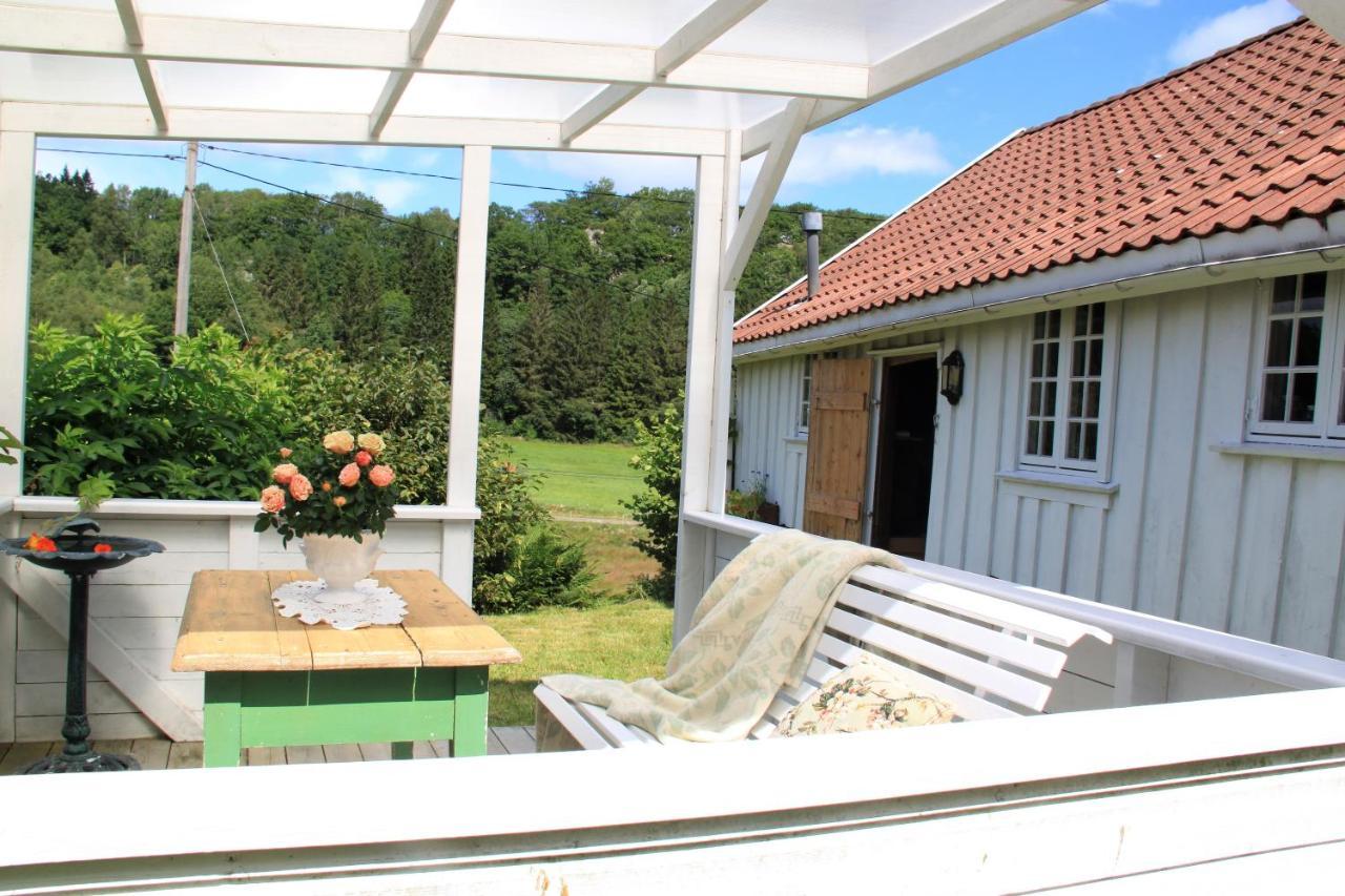 Villa Lille Gjersdal - Et Unikt Opphold 100 Ar Tilbake I Tid Farsund Esterno foto