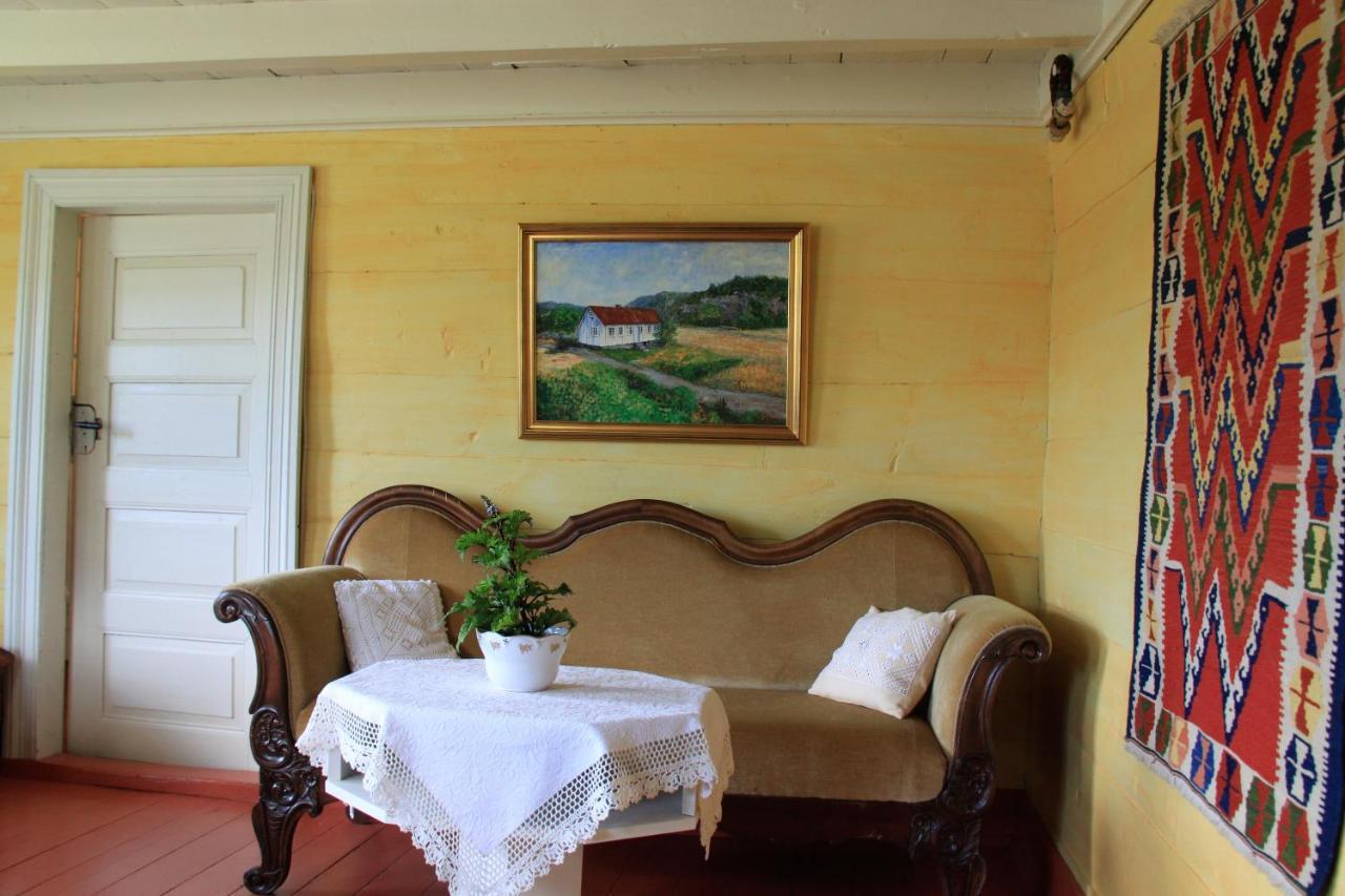 Villa Lille Gjersdal - Et Unikt Opphold 100 Ar Tilbake I Tid Farsund Esterno foto